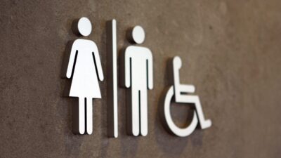 「トイレ」って英語でなんて言うの？