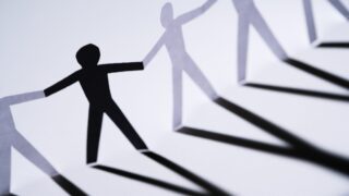 未成年って英語でなんて言うの？