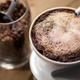 「コーヒーを入れる」って英語でなんと言う？カフェで見かける英語！